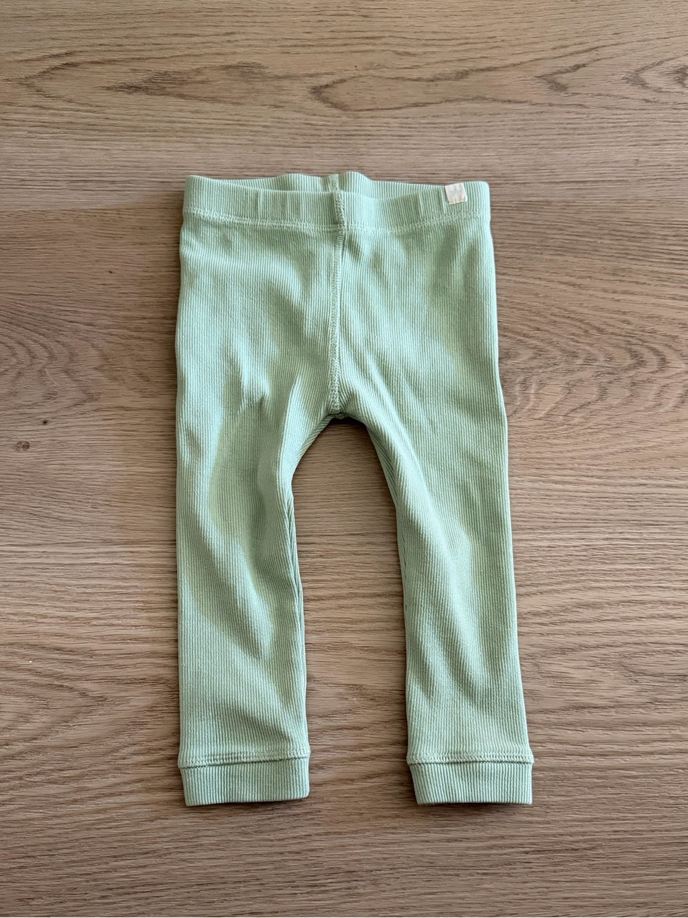 Zara Ribbed Leggings in Light Green (12-18 months)
